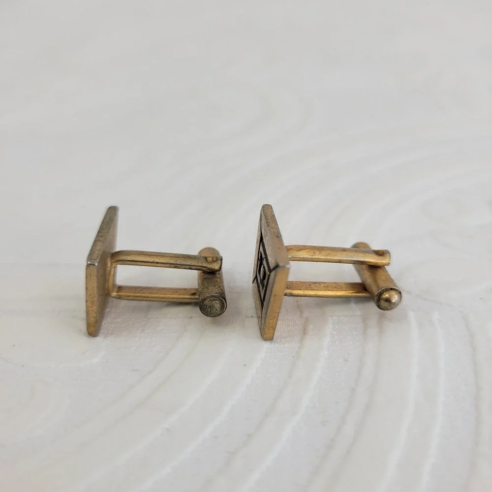 Vintage Mid Century Modern Geometric Gold Tone‎ Black Enamel Trapezoid Cufflinks